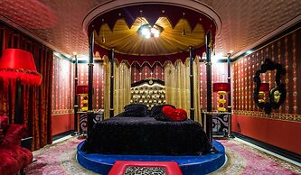 Priamos - Adults Only