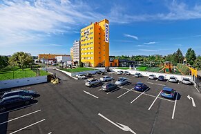 Hotel Aura Design & Garden Pool