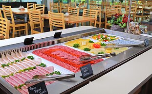 Hotel Aura Design & Garden Pool