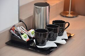 Hotel Aura Design & Garden Pool