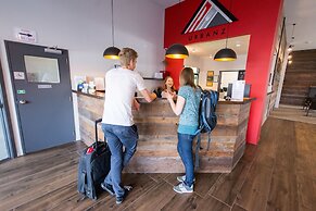 Urbanz - Hostel