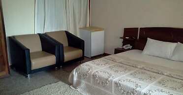 Meridian Drive Hotel