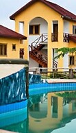 Rainforest Lodge