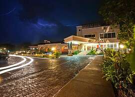 Golden Bean Hotel