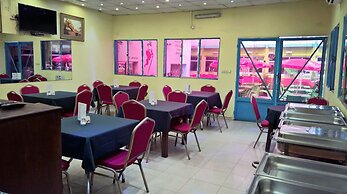 Hotel Pour Vous