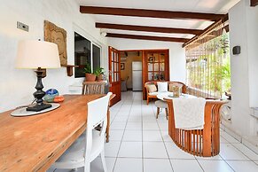 Brisas Studio Apartments - Adults Only