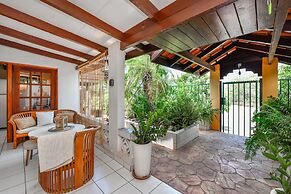 Brisas Studio Apartments - Adults Only