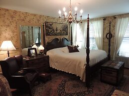 1868 Magnolia House Inn