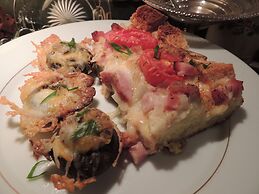 1868 Magnolia House Inn