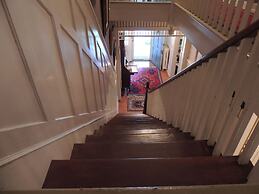 1868 Magnolia House Inn