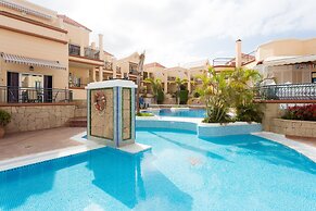 Yucca Park Aparthotel