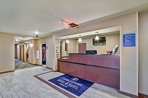 Cobblestone Hotel & Suites – Pulaski/Green Bay