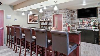 Cobblestone Hotel & Suites – Pulaski/Green Bay