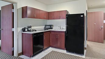 Cobblestone Hotel & Suites – Pulaski/Green Bay