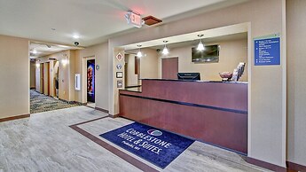 Cobblestone Hotel & Suites – Pulaski/Green Bay