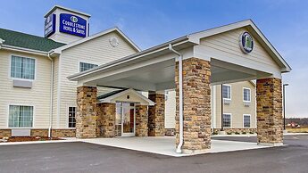 Cobblestone Hotel & Suites – Pulaski/Green Bay