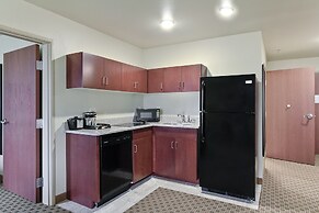 Cobblestone Hotel & Suites – Pulaski/Green Bay