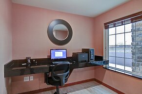 Cobblestone Hotel & Suites – Pulaski/Green Bay