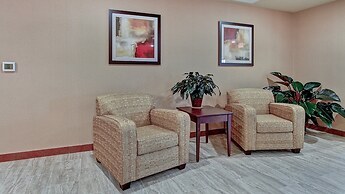 Cobblestone Hotel & Suites – Pulaski/Green Bay
