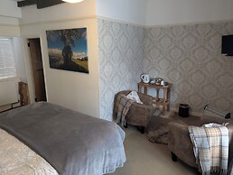 Lea House Bed and Breakfast