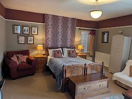 Lea House Bed and Breakfast