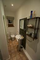 Lea House Bed and Breakfast