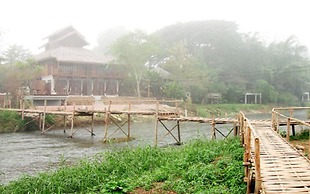 Hotel Des Artists Rose of Pai