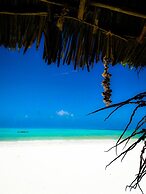 Jambiani White Sands Beach Bungalows