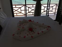 Jambiani White Sands Beach Bungalows