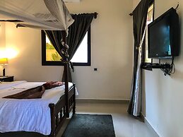 Jambiani White Sands Beach Bungalows