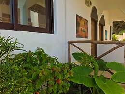 Jambiani White Sands Beach Bungalows