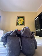 Sari Buana Bed & Breakfast