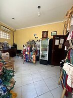 Sari Buana Bed & Breakfast