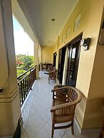 Sari Buana Bed & Breakfast