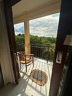 Sari Buana Bed & Breakfast