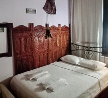 Cunda Zehra Teyzenin Evi