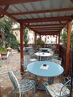 Cunda Zehra Teyzenin Evi