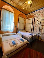 Cunda Zehra Teyzenin Evi