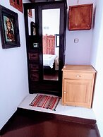 Cunda Zehra Teyzenin Evi