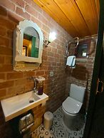 Cunda Zehra Teyzenin Evi