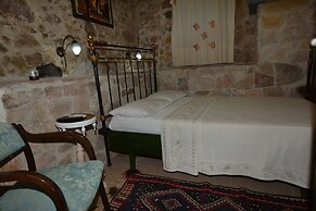 Cunda Zehra Teyzenin Evi