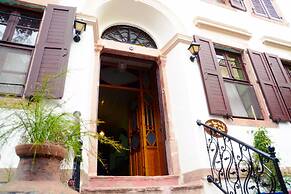 Cunda Zehra Teyzenin Evi