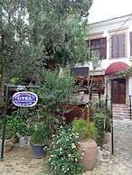 Cunda Zehra Teyzenin Evi