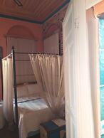 Cunda Zehra Teyzenin Evi