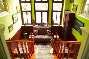 Cunda Zehra Teyzenin Evi