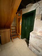 Cunda Zehra Teyzenin Evi