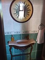 Cunda Zehra Teyzenin Evi