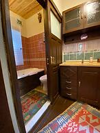 Cunda Zehra Teyzenin Evi