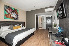 Rise Urban Art Hotel