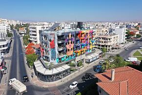 Rise Urban Art Hotel